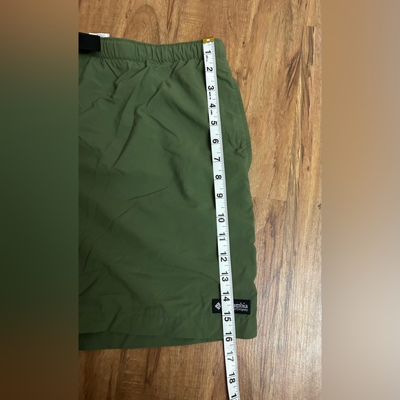 Columbia Shorts - Picture 7 of 8
